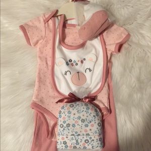 Chick Pea outfit set 3/6 month NEW